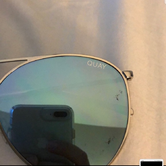 SOLD!  Quay High Key Bue Mirror Aviator Sunglasses - Picture 2 of 8